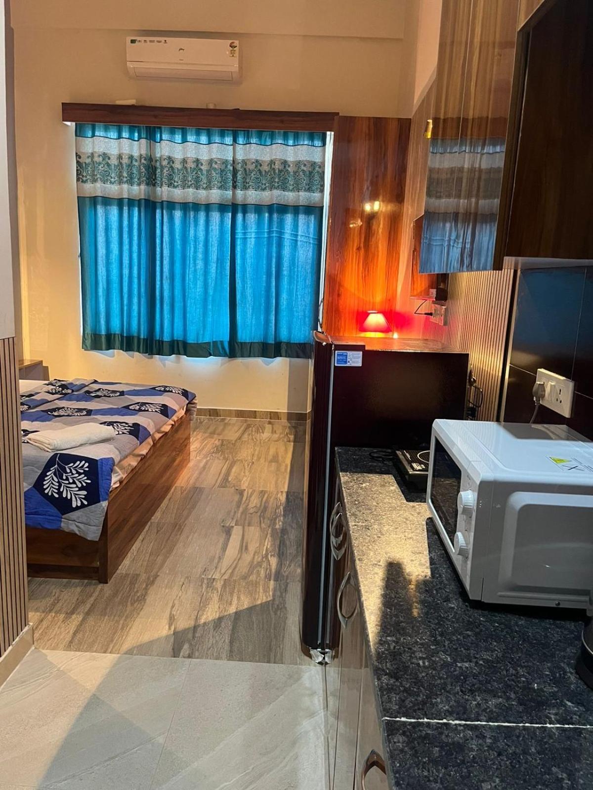 Studio Apartment In Greater Noida Extérieur photo